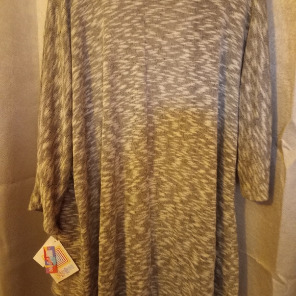 Medium Lyndsey Cardigan. #0987 - Picture 4 of 5